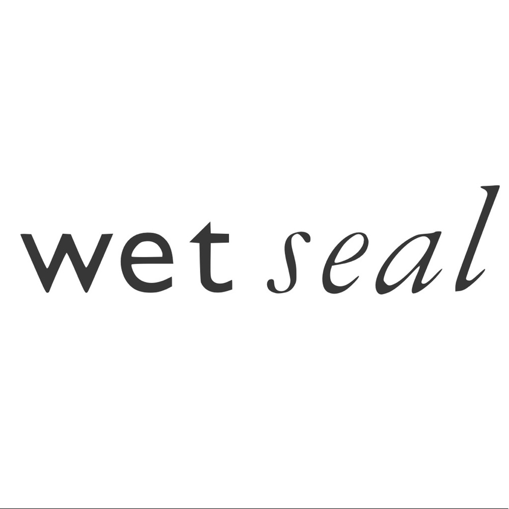 🖤 WET SEAL CHESHIRE CAT V-NECK SHIRT 🖤